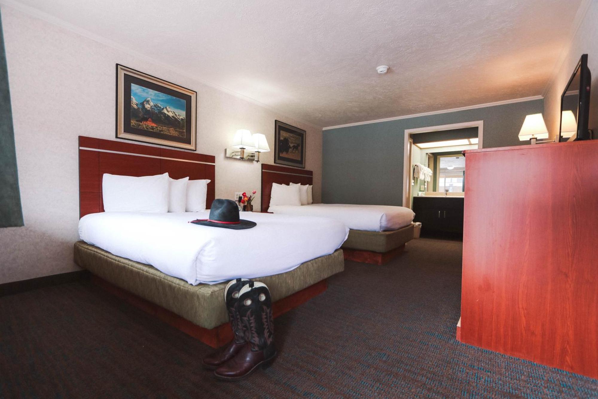 Brandin' Iron Inn West Yellowstone Esterno foto