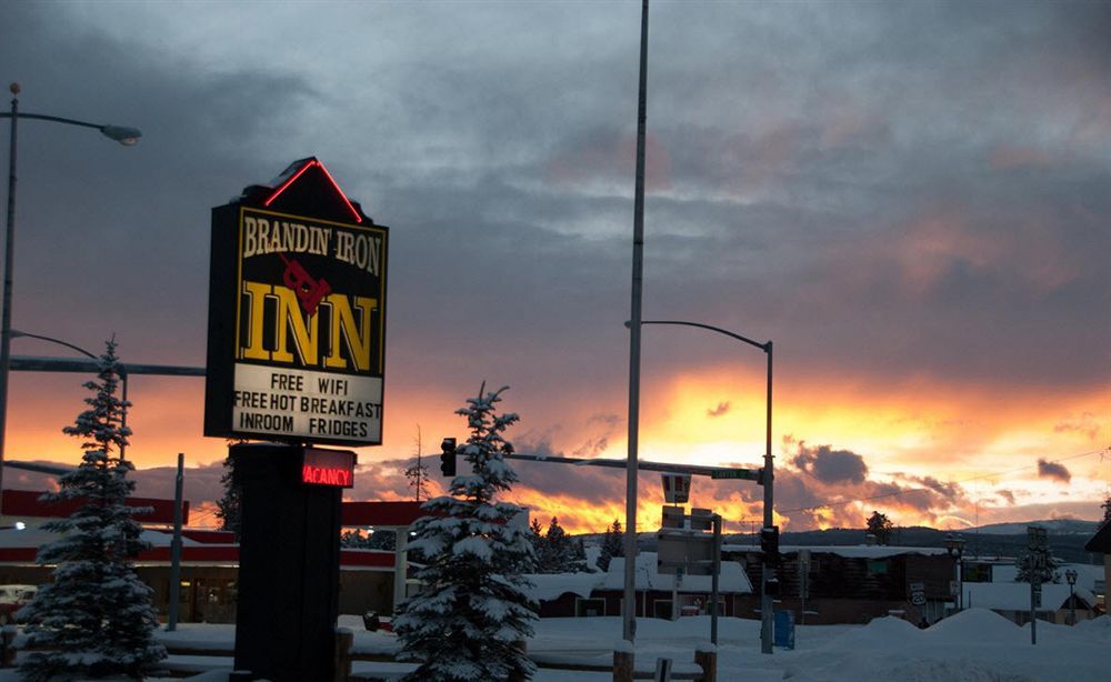 Brandin' Iron Inn West Yellowstone Esterno foto
