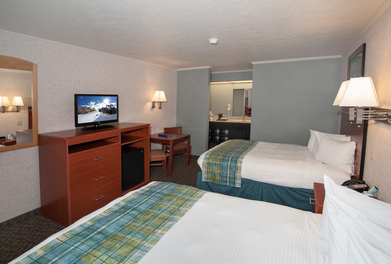 Brandin' Iron Inn West Yellowstone Esterno foto